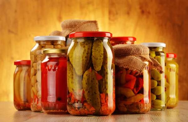 Pickles in Dreams: Understanding Their Symbolic Meaning